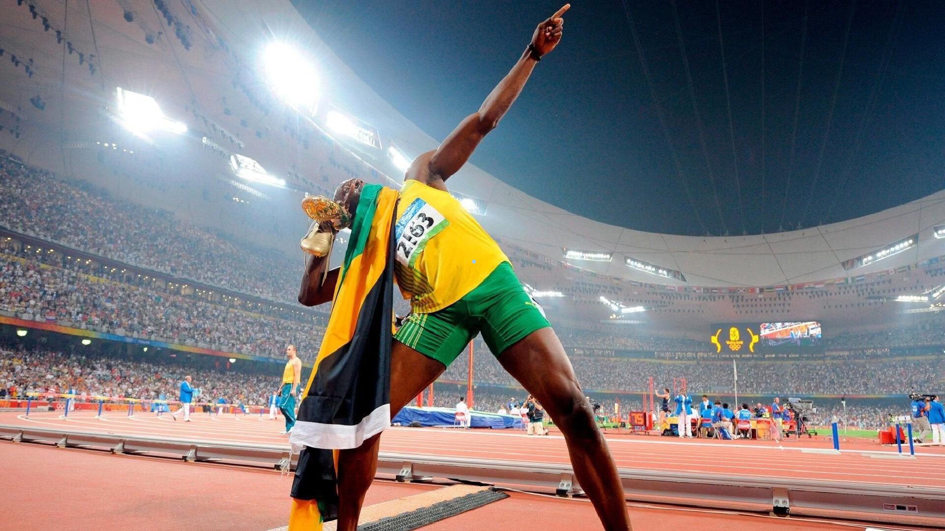 仁至义尽！皇马续约厚待维尼修斯，球迷却为他的沉沦怒喊，该清醒了！