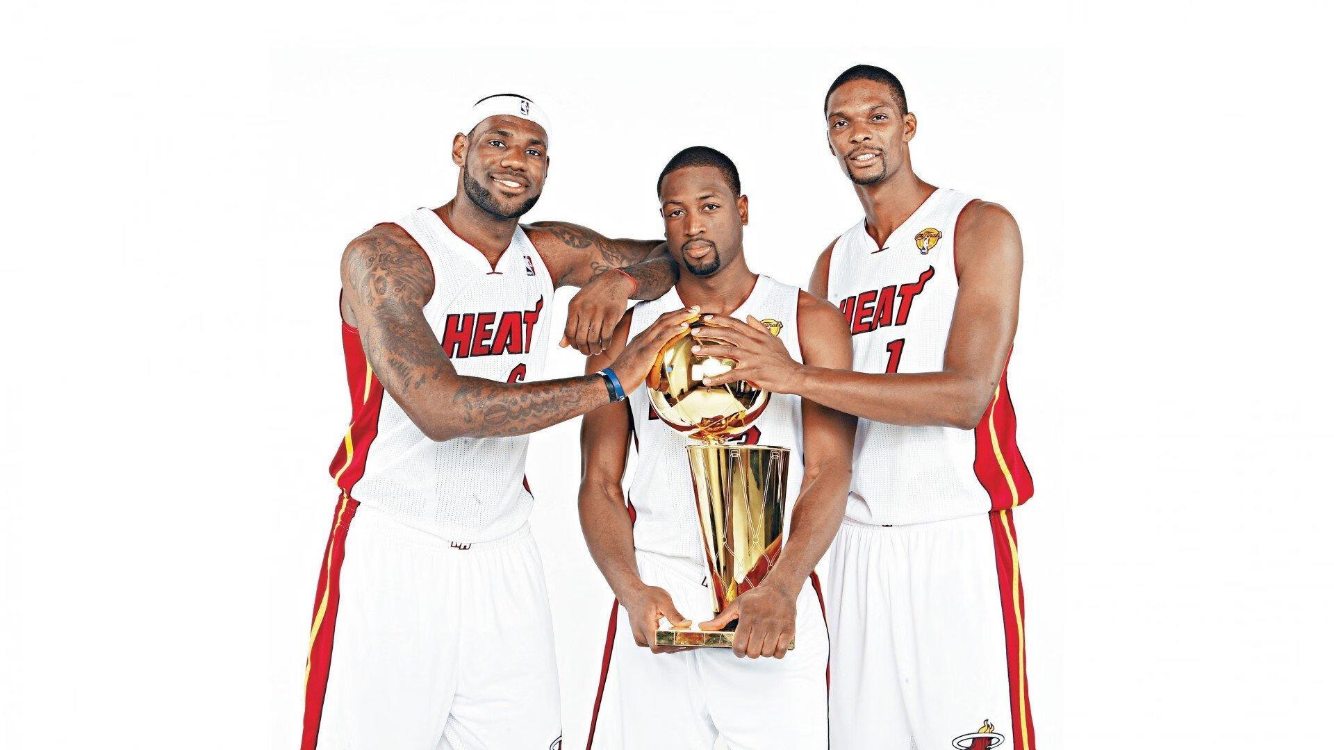 休斯顿火箭队惊天变阵引爆联盟，10人轮换全面洗牌，无名后卫惊艳贡献9 7 4，替补军团强势主宰赛场